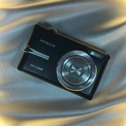 Hitachi HDC-1098E 10.0 mp Black