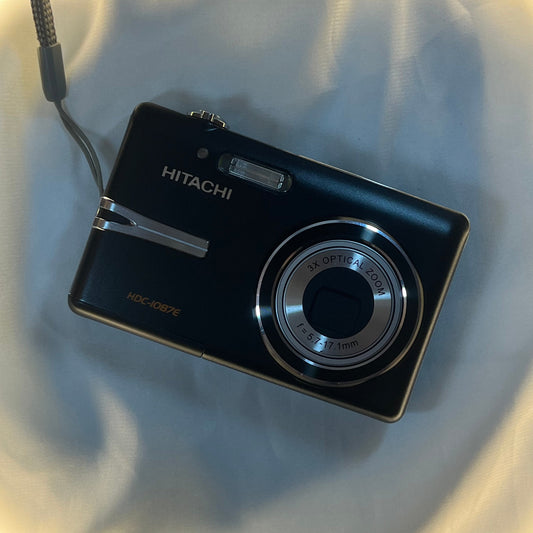 Hitachi HDC-1087E 10.0 mp Black