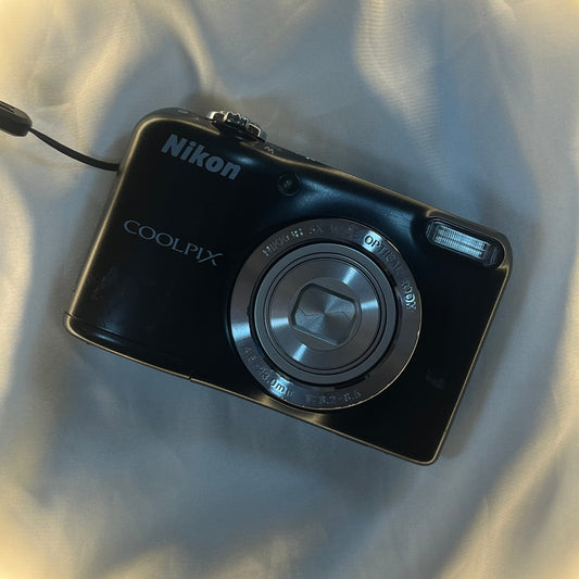 Nikon Coolpix L27 16.0 mp Black