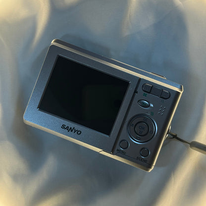 Sanyo VPC-S870EX 8.1 mp Silver