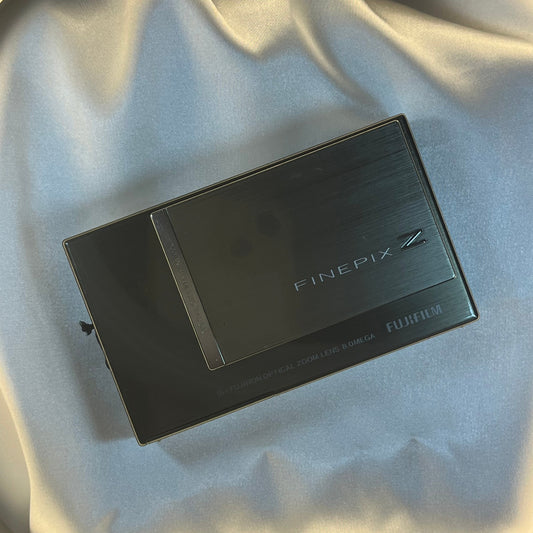 Fujifilm FinePix Z100fd 8.0 mp Grey & Silver