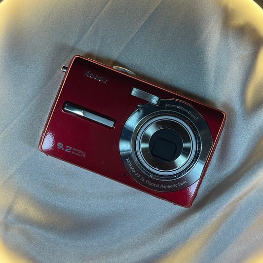 Kodak Easyshare M320 9.2 mp Red